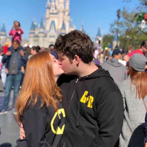 Meet your Posher, Hannah - Picture 1 of 1